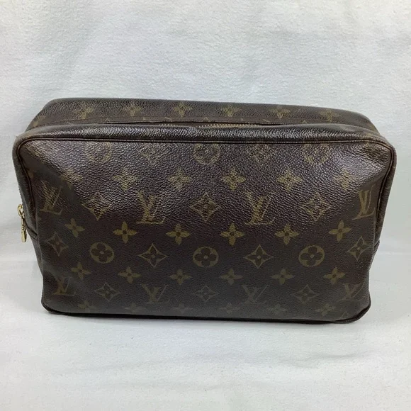 Louis Vuitton Trousse Toilette 23 - Picture 2 of 16